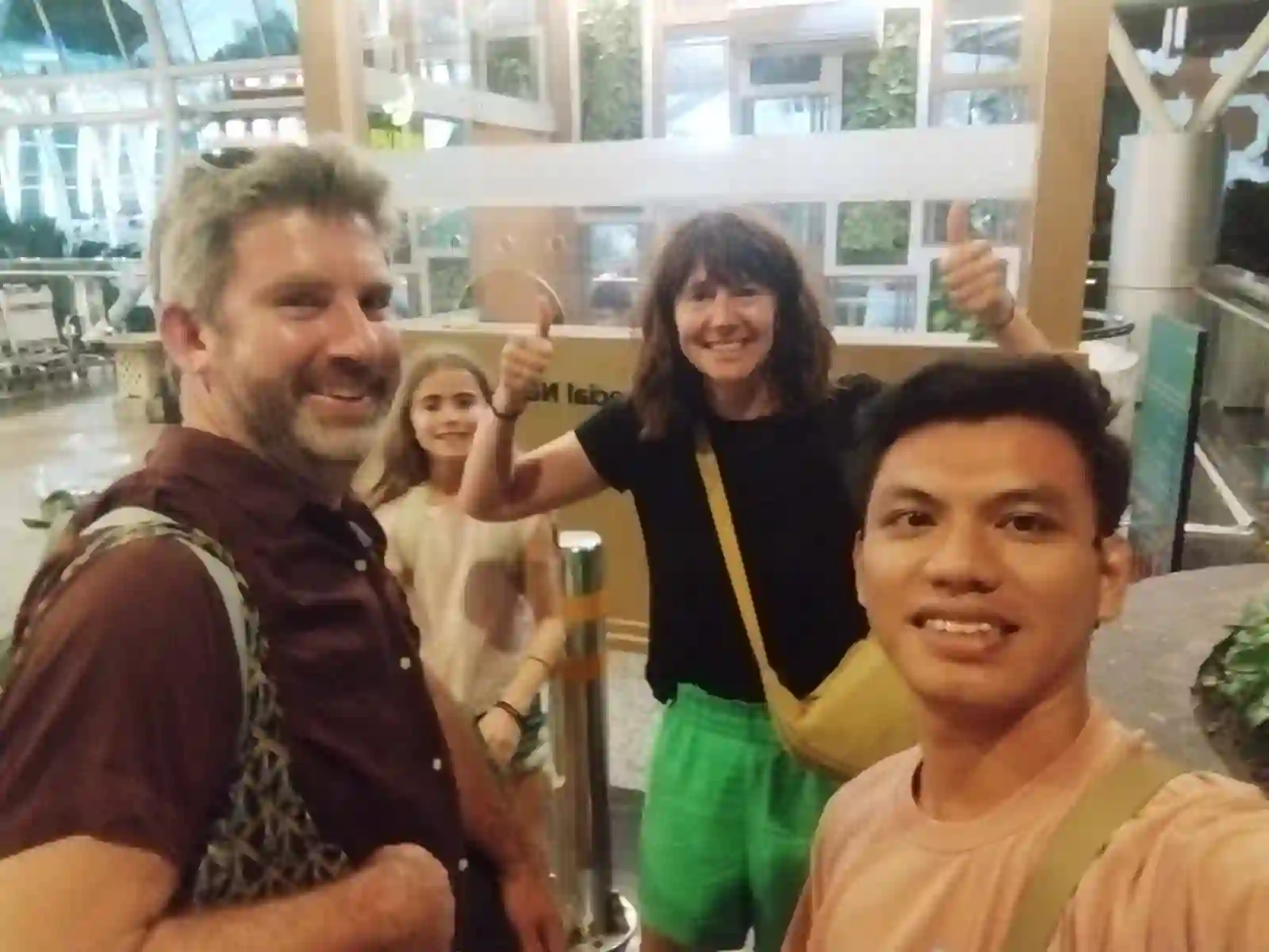 Guest moment - airport arrival